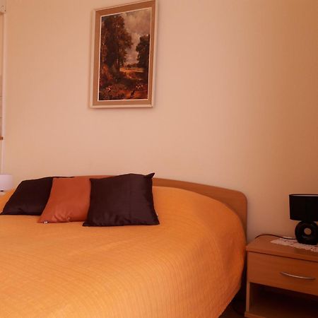 Guest House Jelsa Jelsa  Room photo