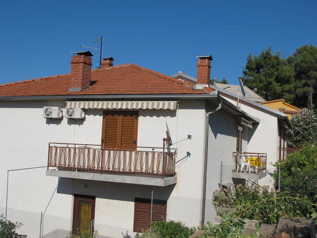 Guest House Jelsa Jelsa  Room photo